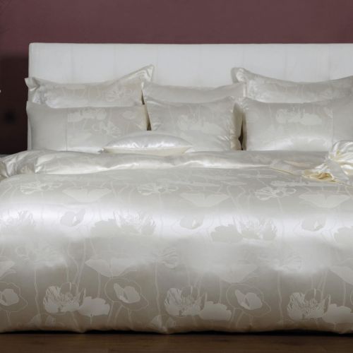 Plauener Seidenweberei, Spannbettlaken aus 100% Seide, Design 'Adele nature'