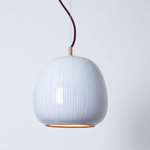 Hand and Eye, Hängeleuchte 'Gooseberry', Terrakotta mit weißer Glasur, drei verschiedene Größen