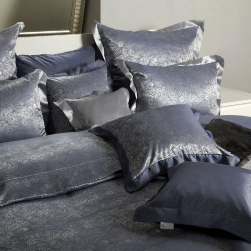 Plauener Seidenweberei, Bettwäsche aus 100% Seide, Design 'Laurel marine'