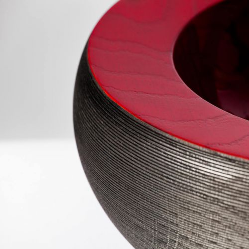 Elke Hirsch Woodenheart, Holzschale 'Maxime', Esche massiv, schwarz gebeizt, rot Hochglanz lackiert