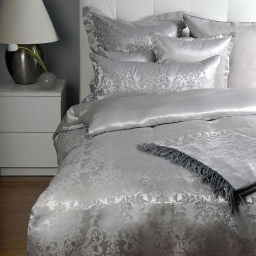 Plauener Seidenweberei, Bettwäsche aus 100% Seide, Design 'Portofino ash'