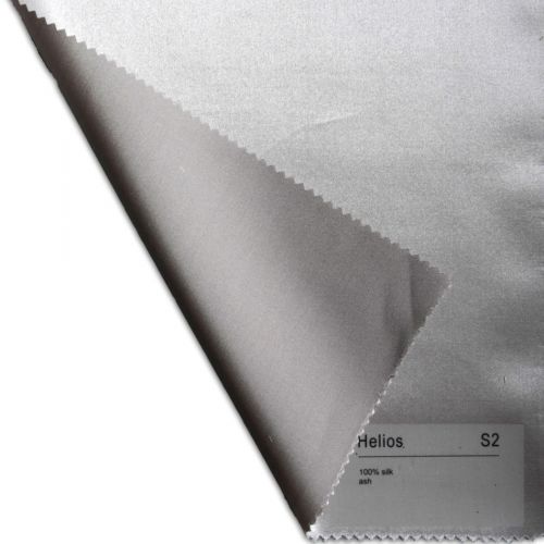 Plauener Seidenweberei, Bettwäsche aus 100% Seide, Design 'Helios ash'