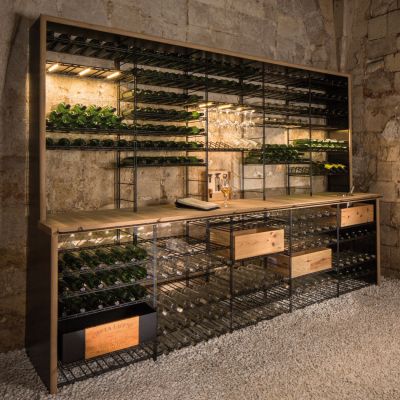L'Atelier du Vin, hochwertiges Weinbuffet in 3 Breiten und 2 verschiedenen Arbeitsplatten