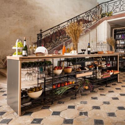 L'Atelier du Vin, hochwertiger Weintisch und Bar in 3 Breiten und 2 verschiedenen Arbeitsplatten