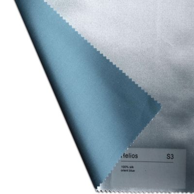 Plauener Seidenweberei, Spannbettlaken aus 100% Seide, Design 'Helios orient blue'