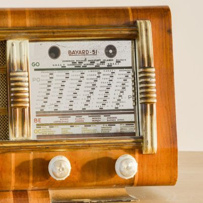 Charlestine, Radio Modell 'Bayard-51 1951', restauriert und modernisiert