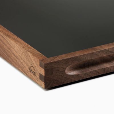 Zieher, Massivholztablett 'Solid' aus europäischem Walnussholz, 53 x 37 cm